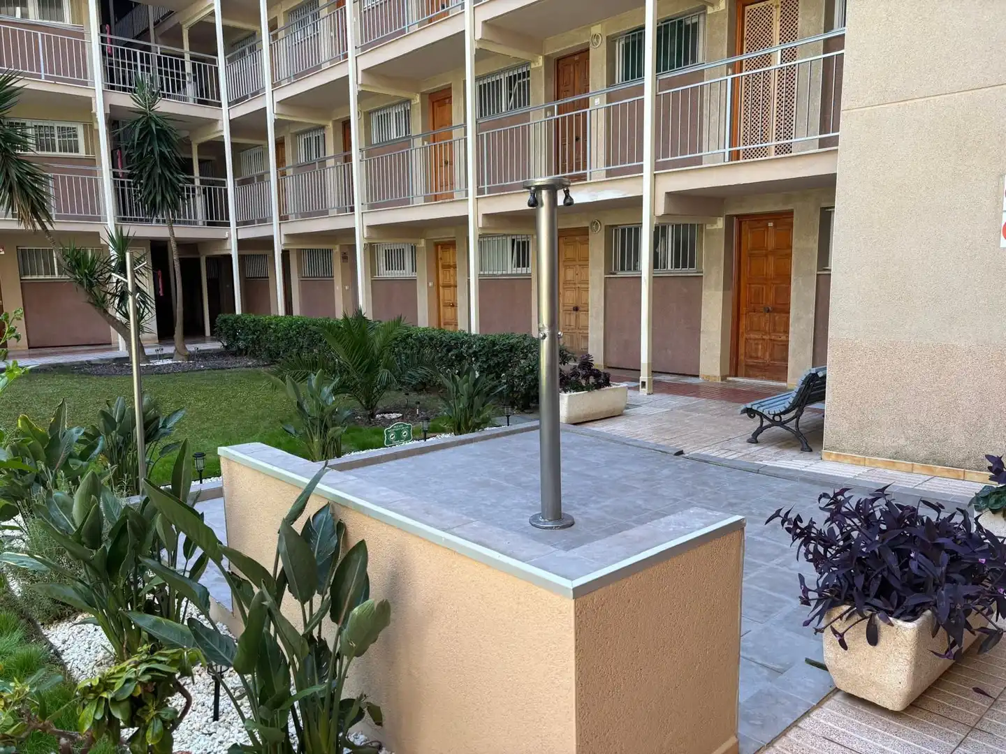 Außenansicht von Wohnung zum Verkauf in Vila-seca mit Terrasse