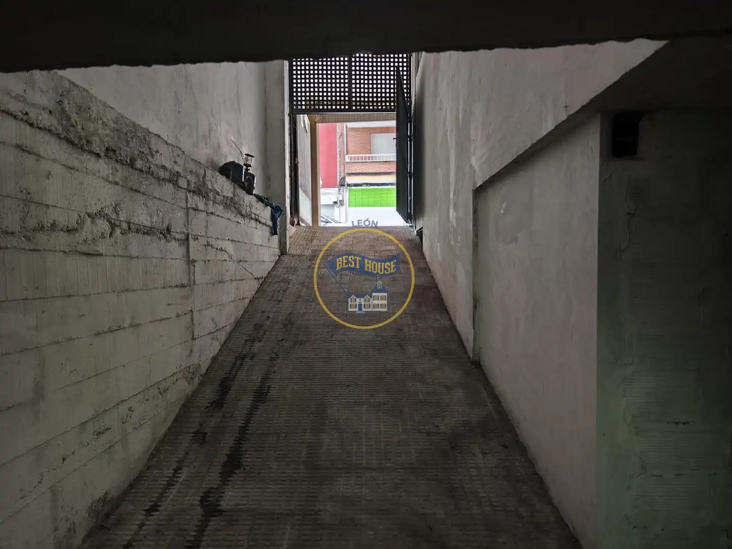 Storage room for sale in La Lastra