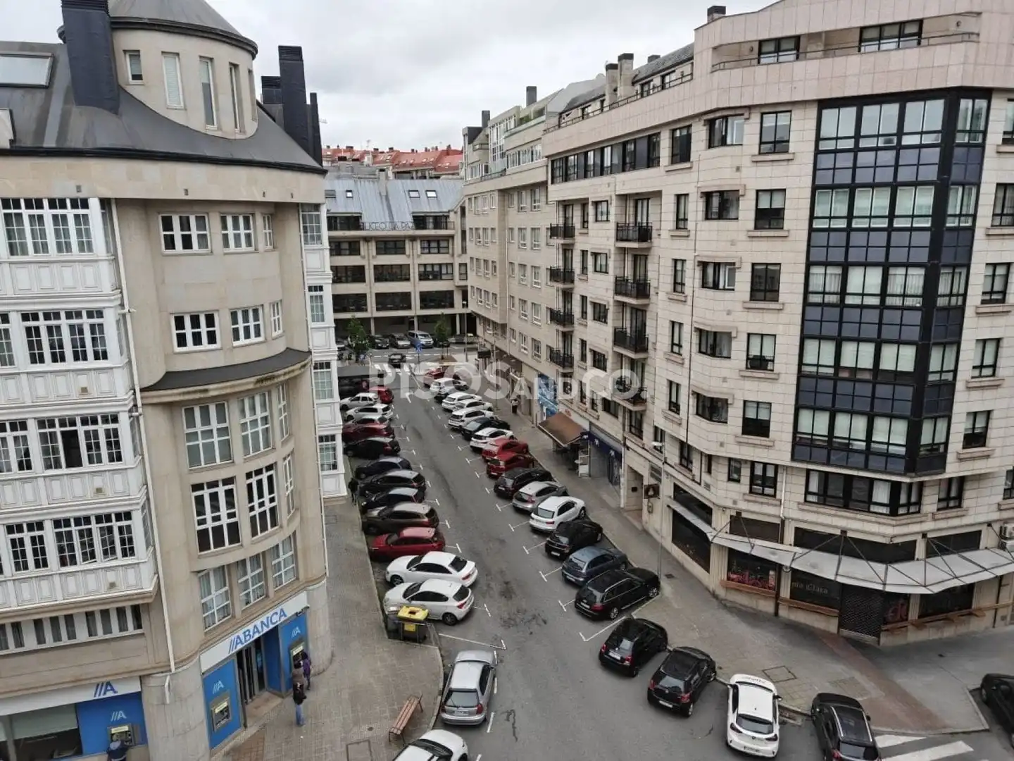 Vista exterior de Pis en venda en A Coruña Capital  amb Calefacció, Traster i Moblat
