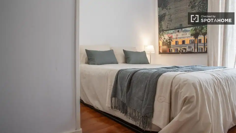 Wohnung mit Balkon zur Miete in Latina, imagen 2