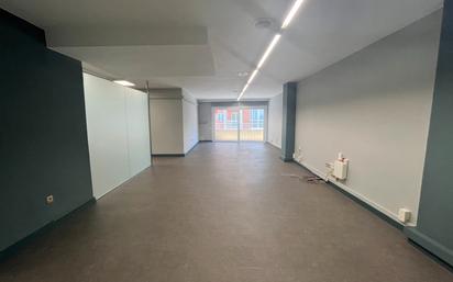 Oficina en venda en Girona Capital amb Aire condicionat, Calefacció i Terrassa