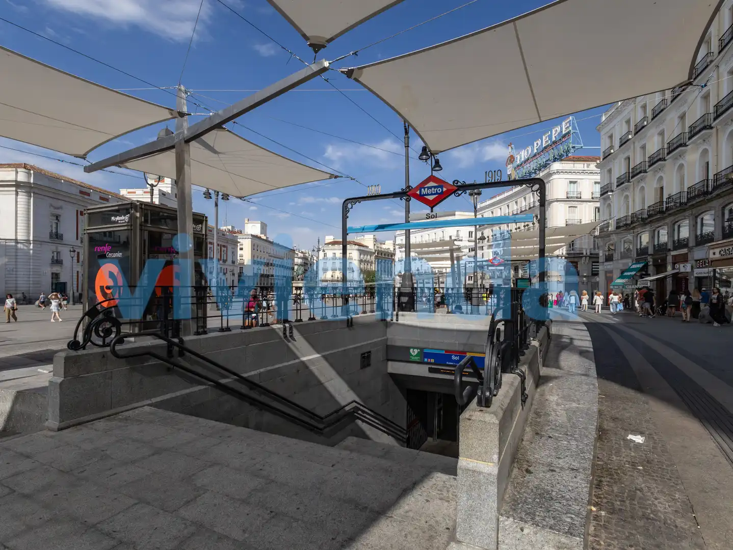 Vista exterior de Garaje en venta en Madrid