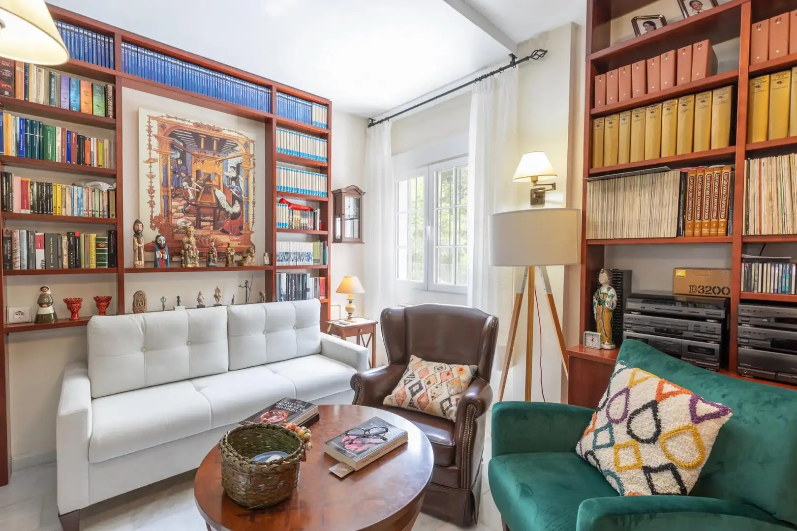 Sala d'estar de Casa o xalet en venda en La Zubia amb Aire condicionat, Calefacció i Jardí privat