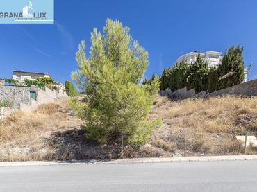 Residential land for sale in Cumbres Verdes
