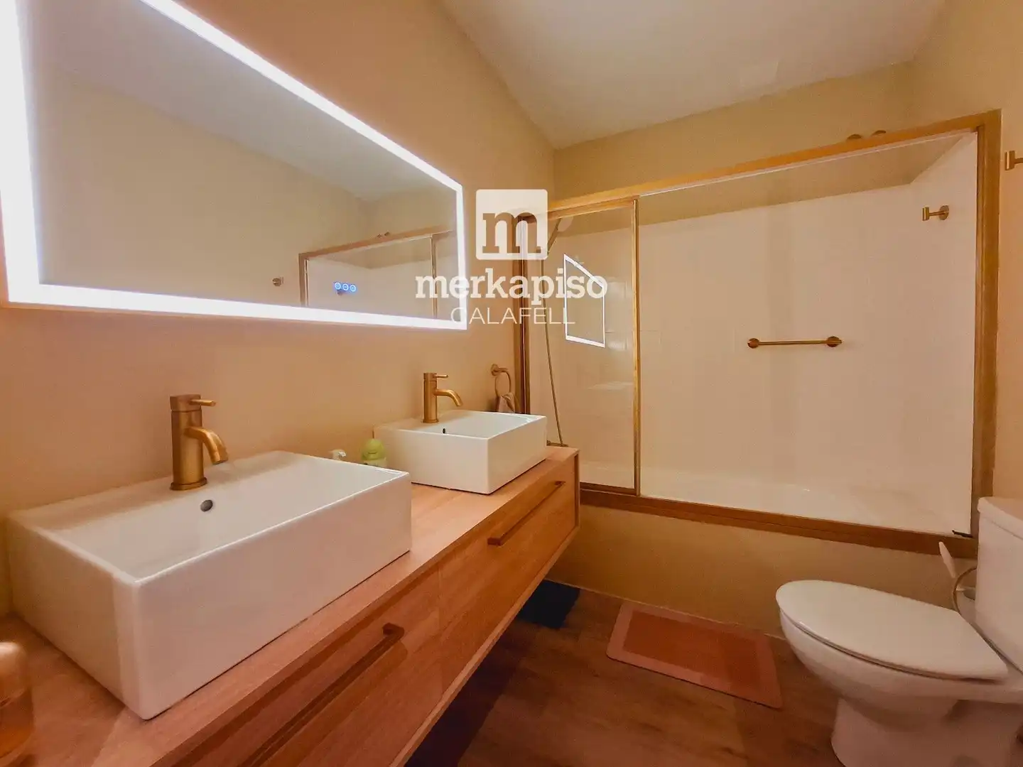 Bathroom of Detached homes for sale in Calafell  with Air Conditioner, Heating and Terrace