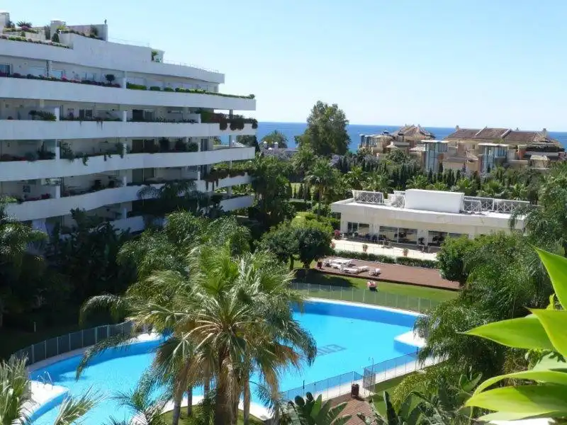 Jardín de Apartamento de alquiler en Marbella con Aire acondicionado, Terraza y Amueblado