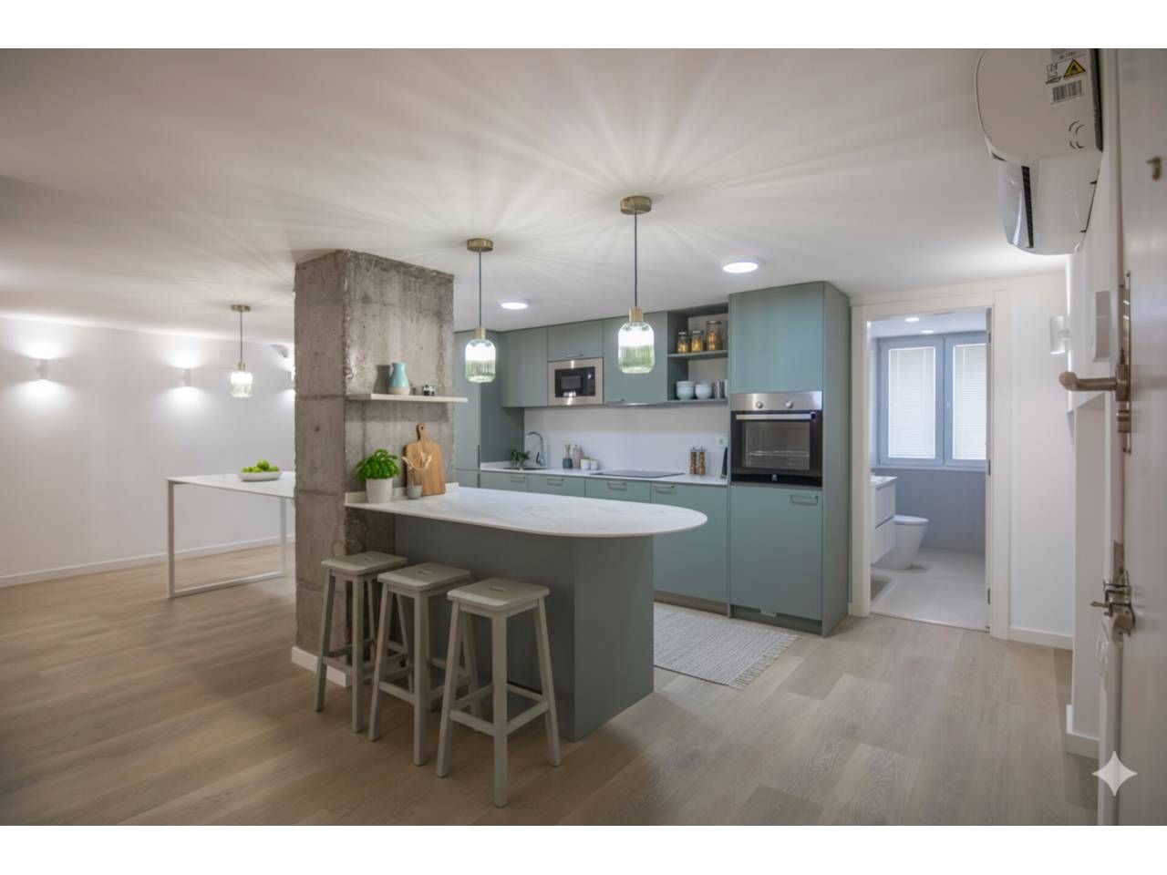 Cocina de Piso en venta en  Barcelona Capital con Aire acondicionado, Parquet y Alarma