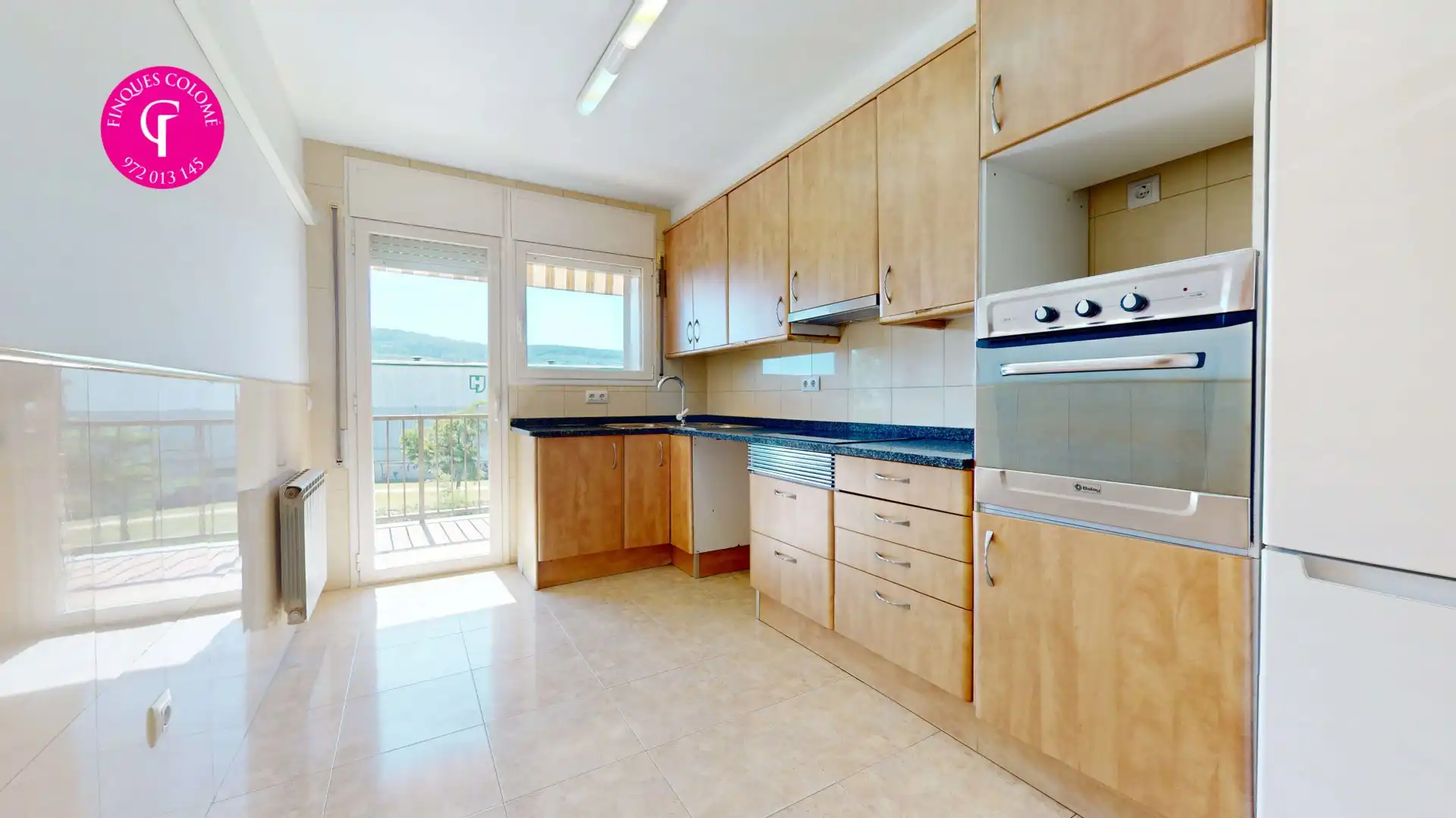 Kitchen of Flat for sale in Sarrià de Ter  with Air Conditioner, Heating and Balcony