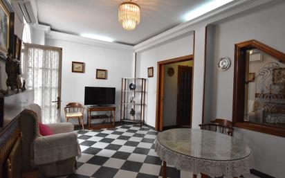 Living room of Single-family semi-detached for sale in  Sevilla Capital