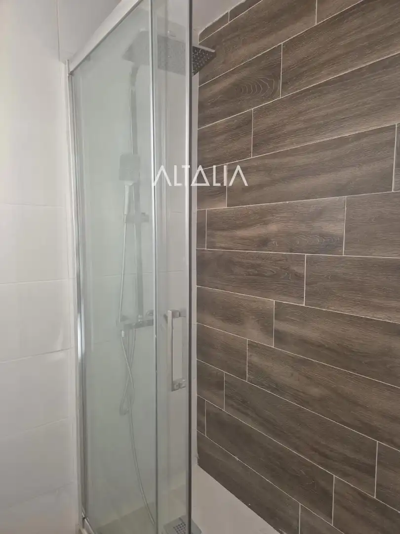 Bany de Casa o xalet en venda en Cuenca amb Calefacció