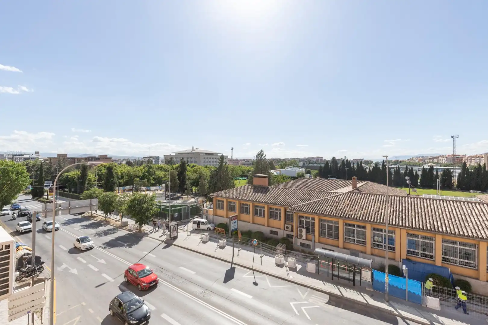 Vista exterior de Pis en venda en Granada amb Aire condicionat i Calefacció