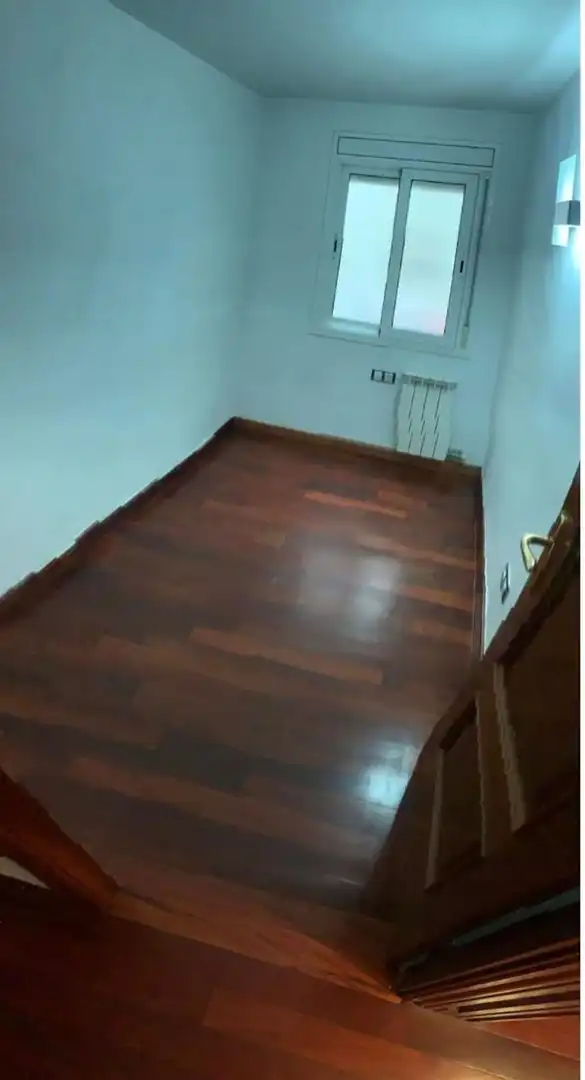 Schlafzimmer von Wohnung zum Verkauf in Ripollet