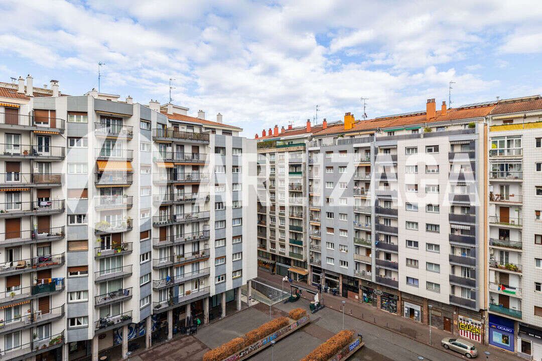 Exterior view of Flat for sale in Donostia - San Sebastián   with Heating and Balcony