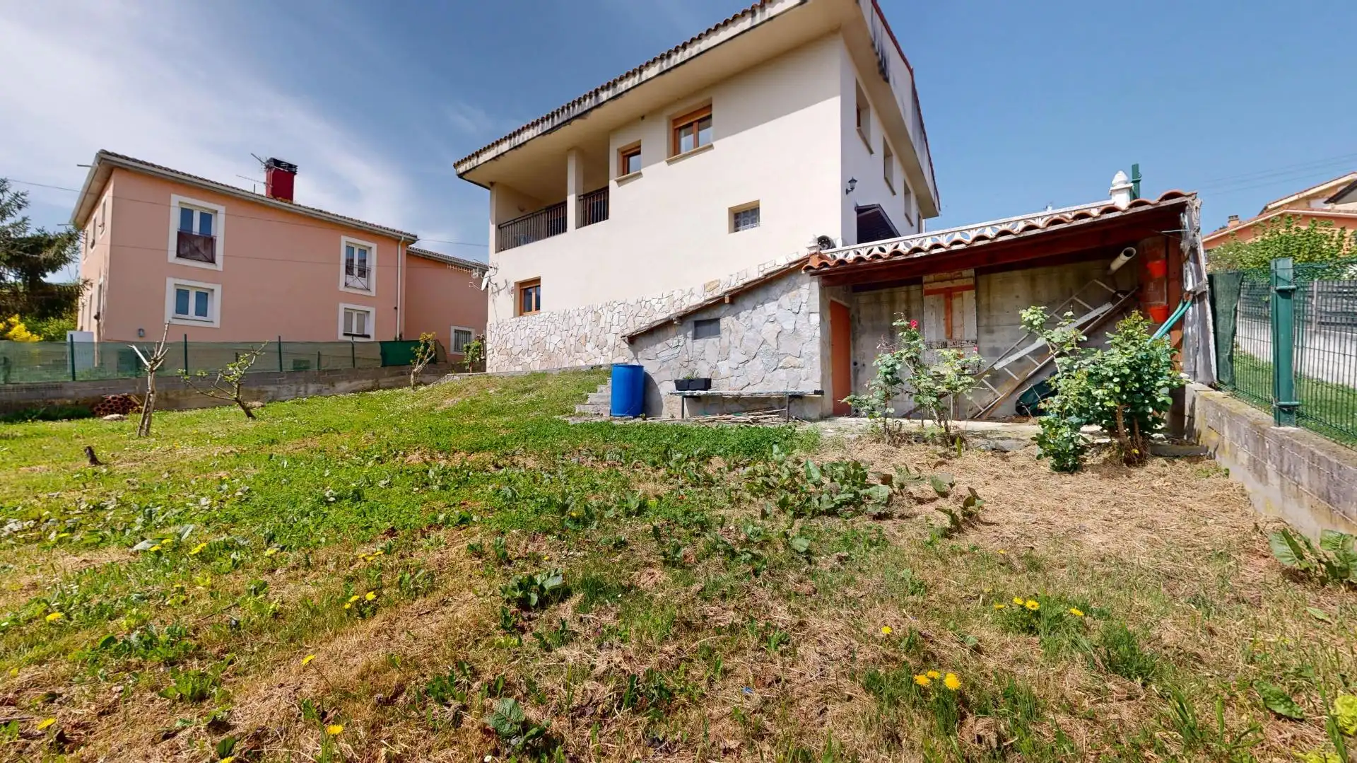 Haus oder Chalet zum Verkauf in Valle de Mena mit Heizung, Privatgarten und Terrasse
