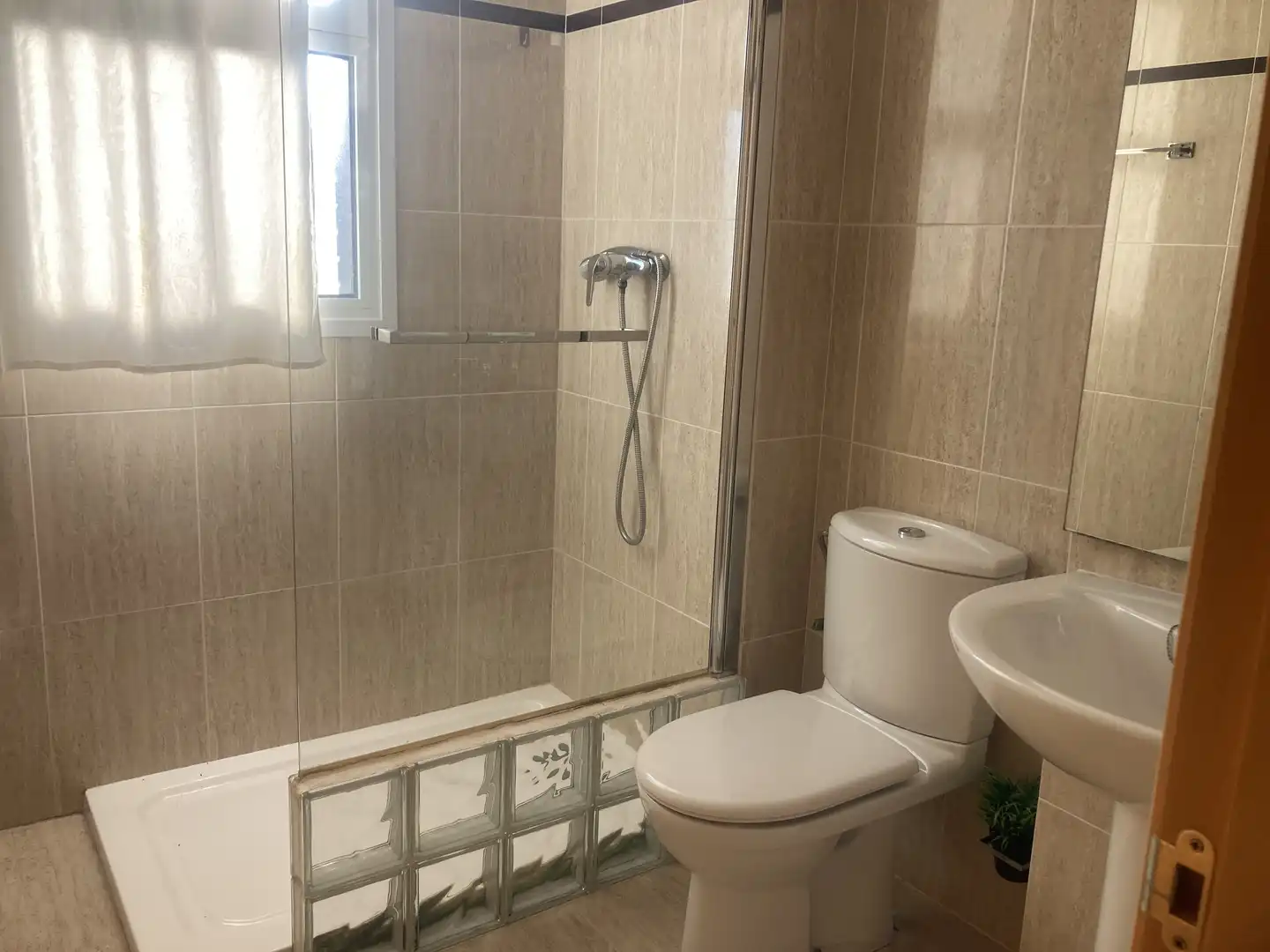 Bany de Casa adosada en venda en Almazora / Almassora amb Moblat