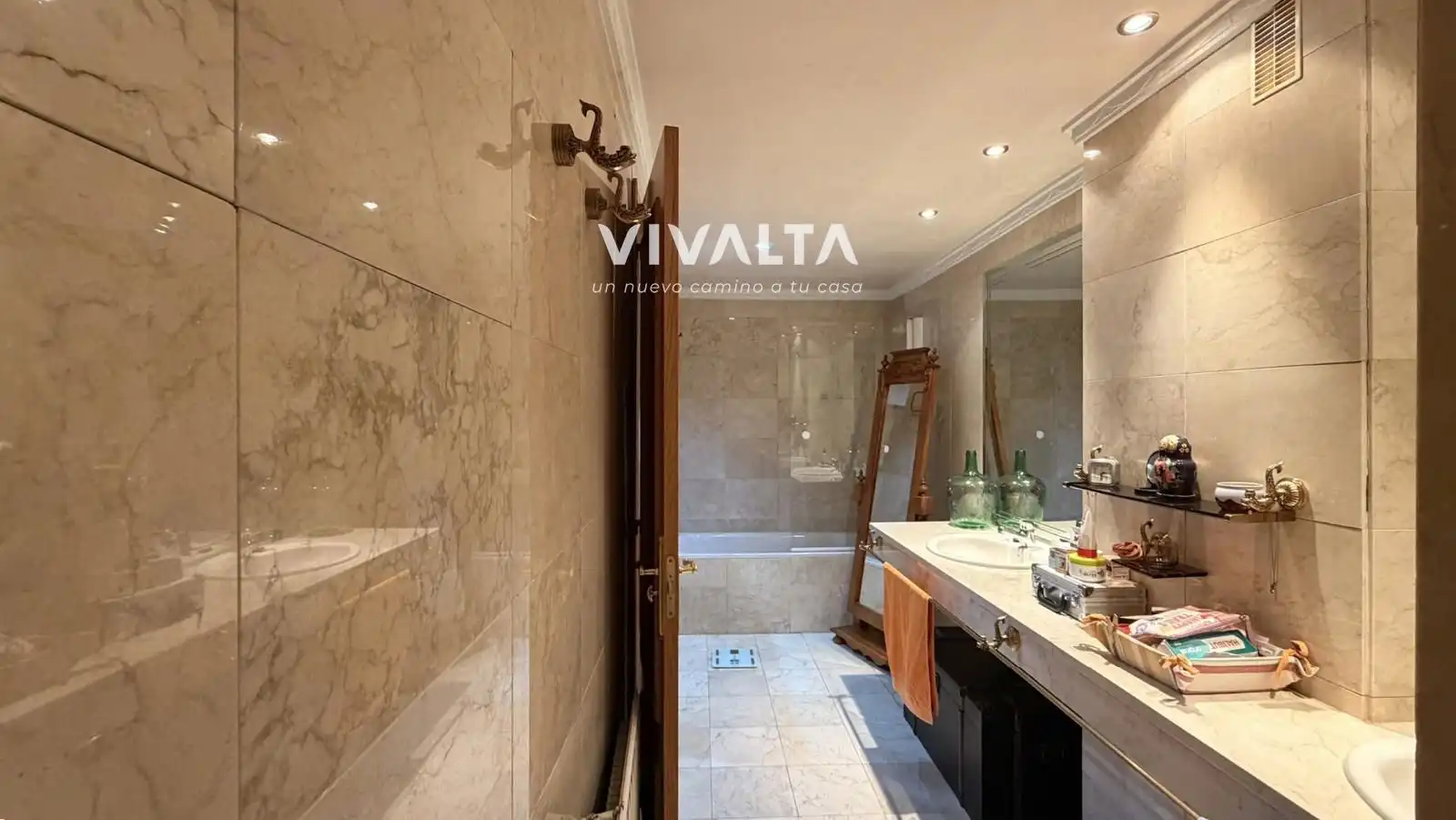Baño de Dúplex en venta en Madrid con Aire acondicionado, Calefacción y Terraza
