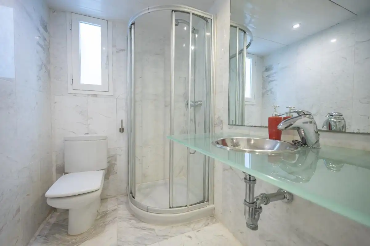 Bathroom of Flat for rent in Eivissa  with Air Conditioner, Heating and Swimming Pool