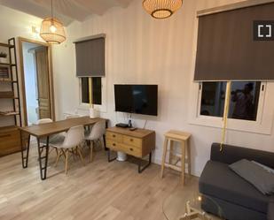 Living room of Flat to rent in  Barcelona Capital  with Air Conditioner, Heating and Furnished