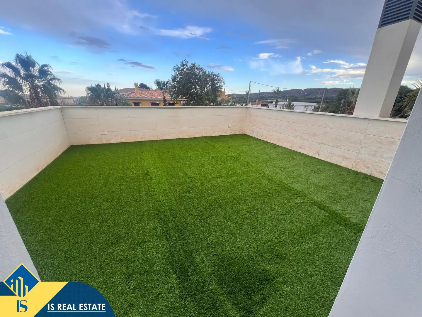 Terrassa de Casa o xalet en venda en Alicante / Alacant amb Terrassa, Piscina i Moblat