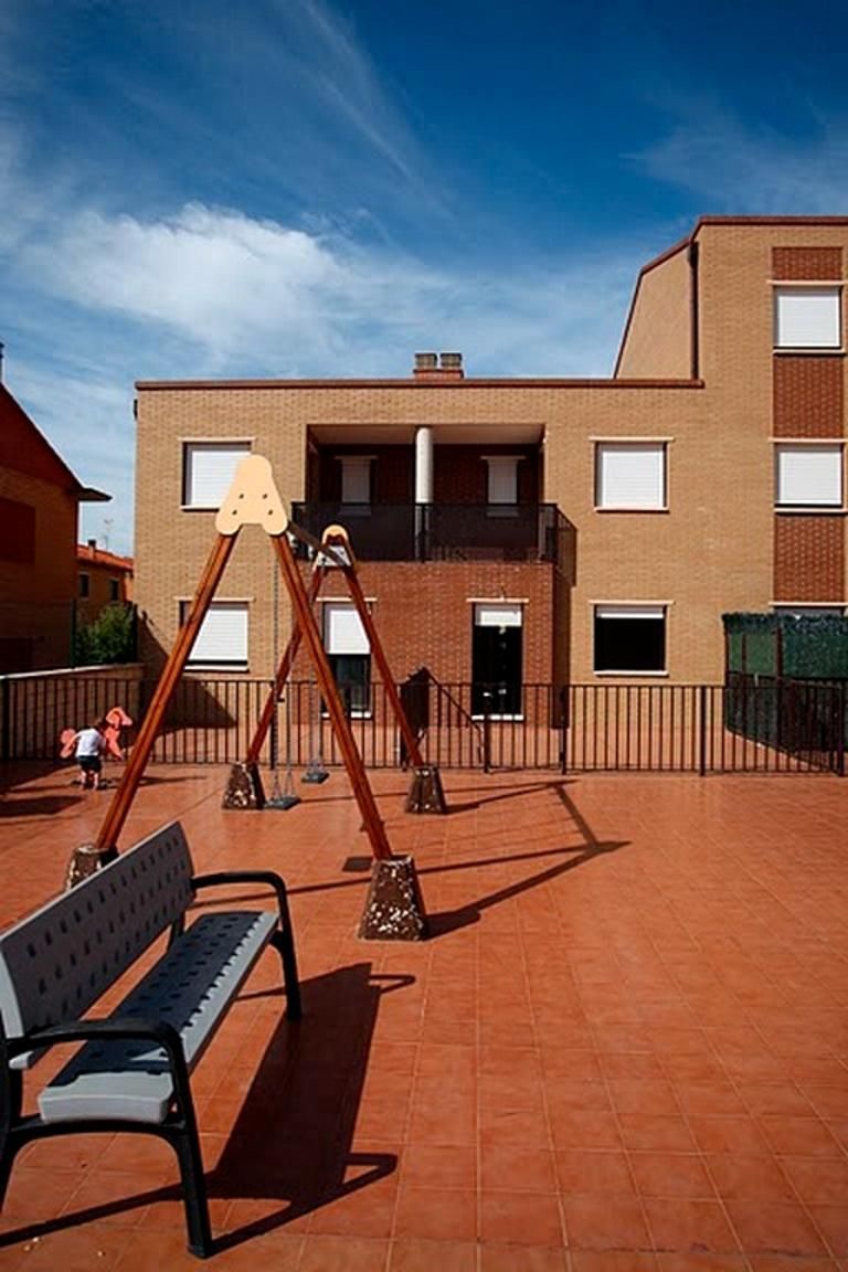 Vista exterior de Casa adosada en venta en Alesanco con Calefacción, Terraza y Trastero