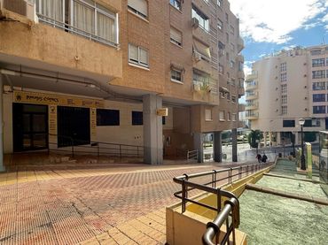 Local comercial en venta en Avenida de Ruzafa