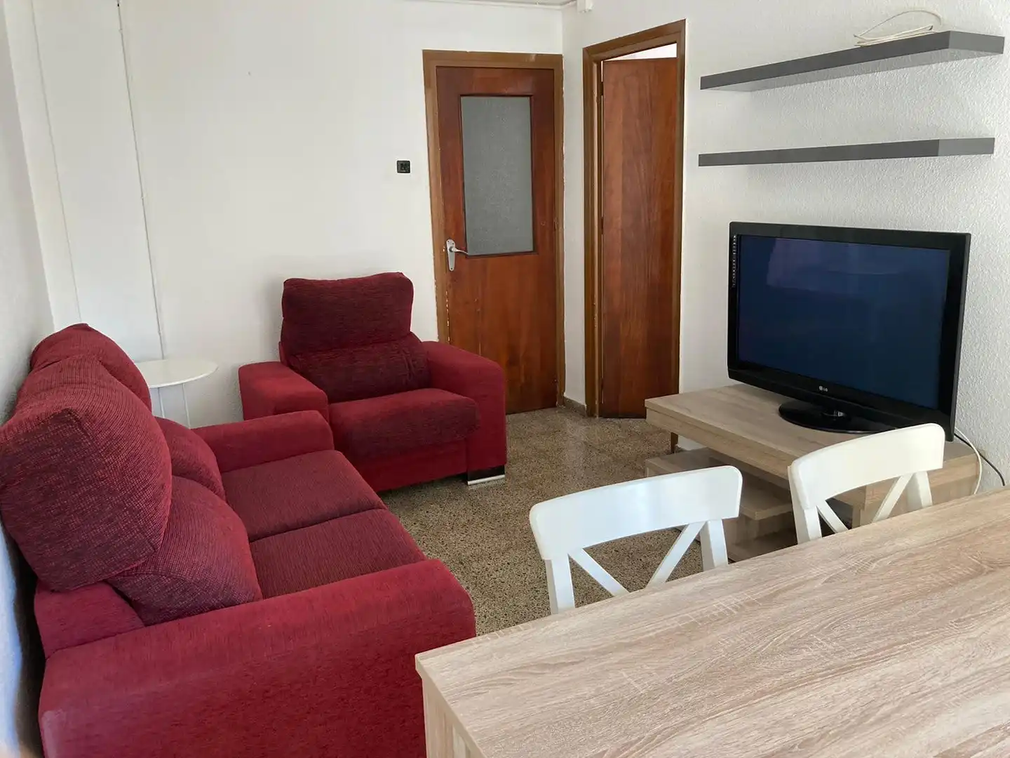 Sala d'estar de Pis per a compartir en Granada amb Aire condicionat, Moblat i Rentadora