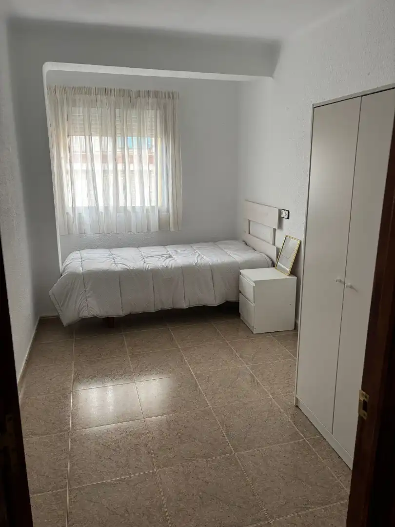 Habitación de Piso de alquiler en Málaga con Amueblado, Horno y Microondas