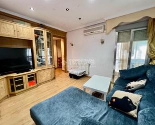 Living room of Flat for sale in  Madrid Capital  with Air Conditioner, Heating and Terrace