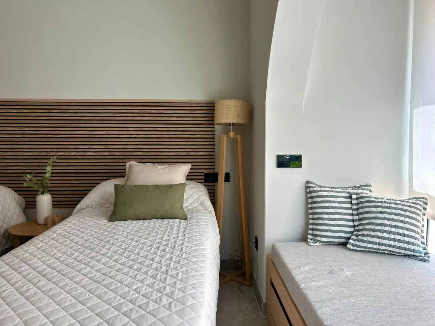 Bedroom of Apartments for sale in Marbella  with Air Conditioner, Heating and Private garden