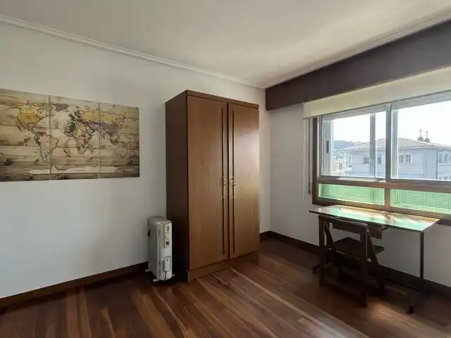 Piso con ascensor en alquiler en Ensanche - Sar, imagen 6