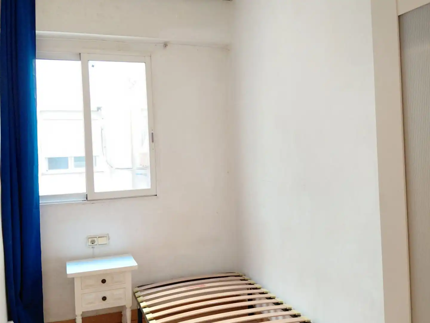 Habitación de Piso en venta en  Valencia Capital con Aire acondicionado, Terraza y Balcón