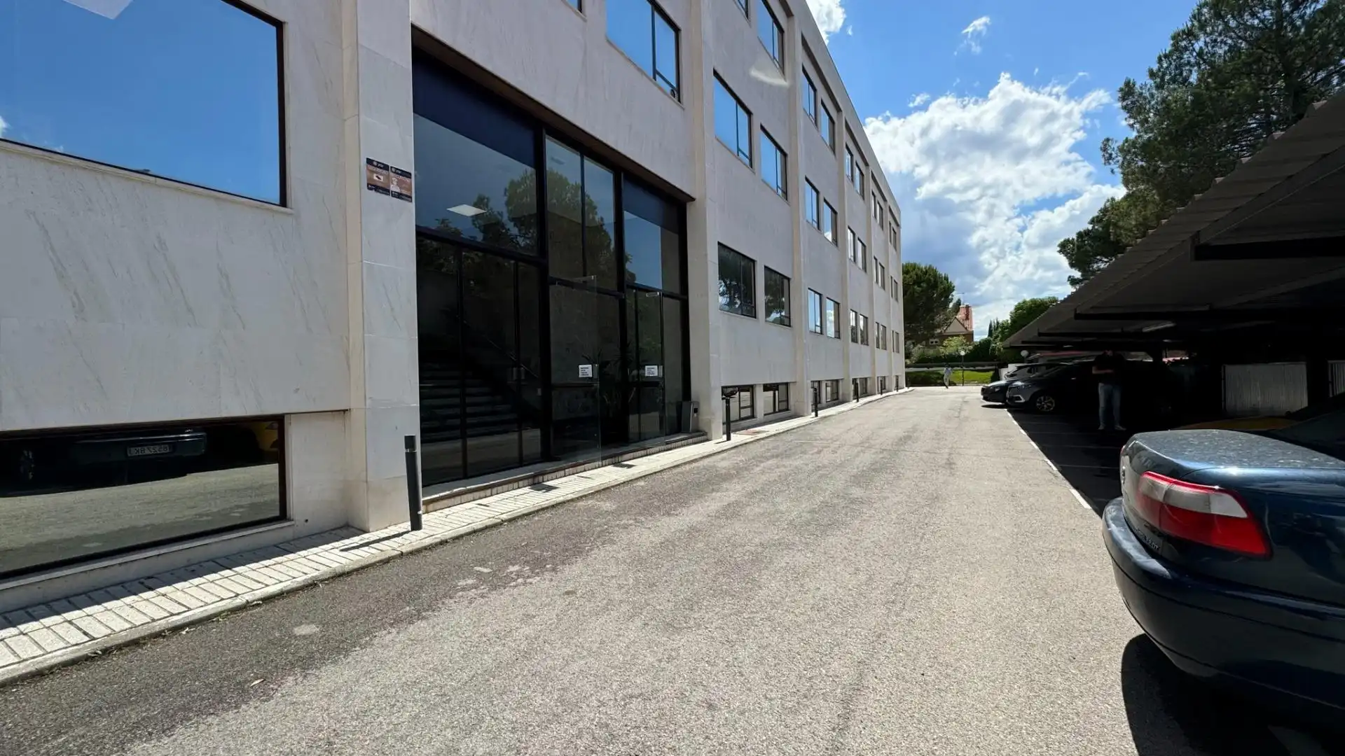 Vista exterior de Oficina en venta en Las Rozas de Madrid con Aire acondicionado y Calefacción