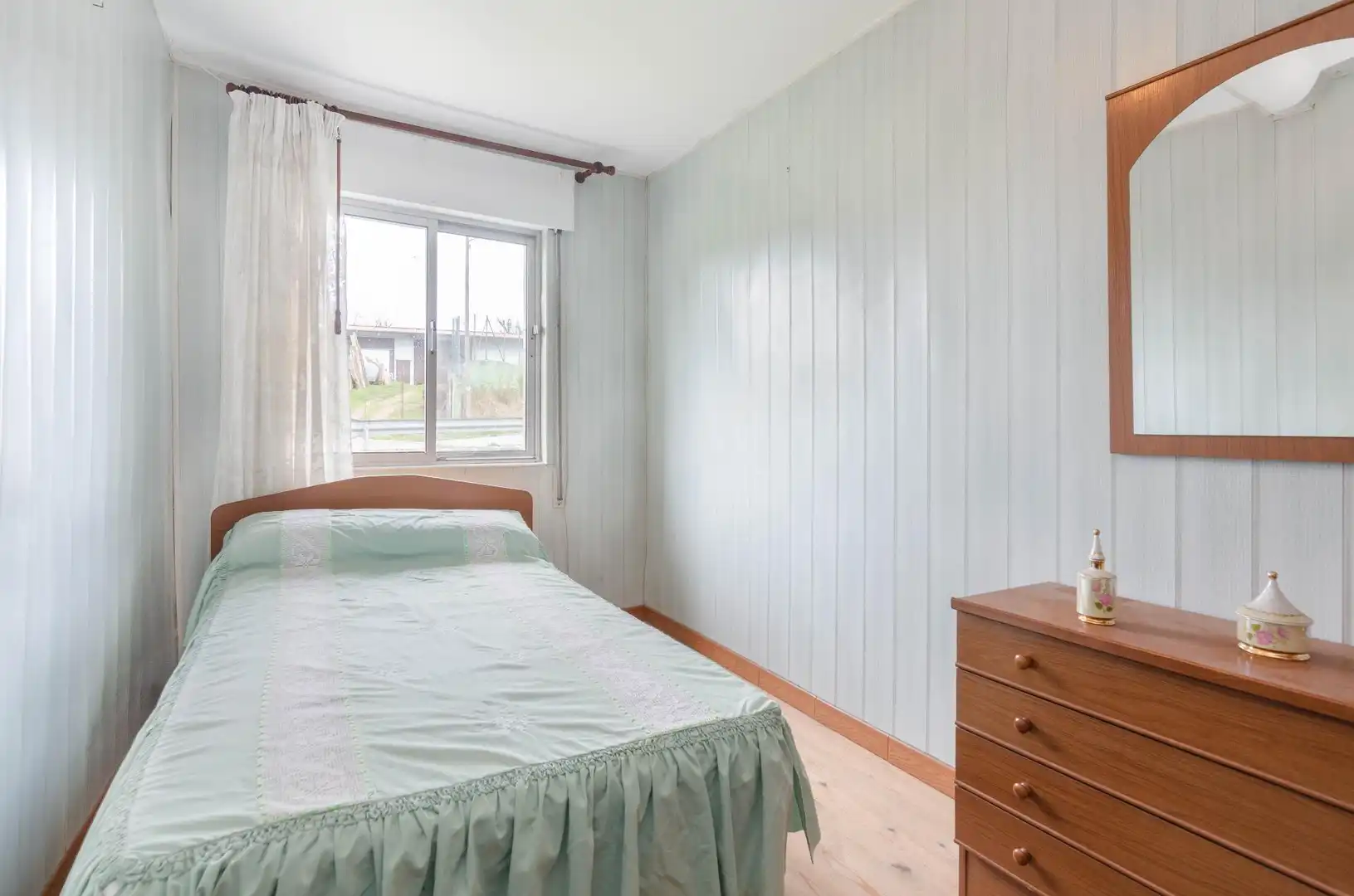 Schlafzimmer von Einfamilien-Reihenhaus zum Verkauf in Langreo