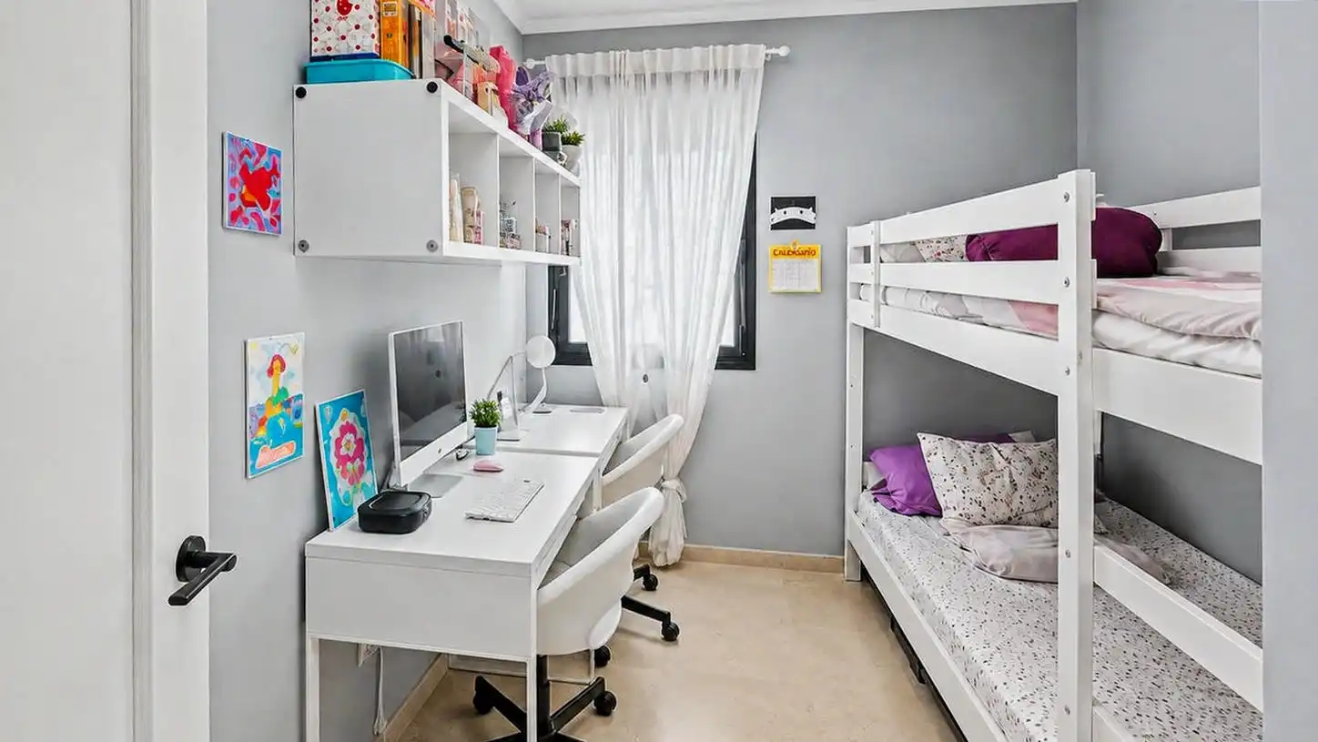 Bedroom of Flat for sale in Oliva  with Air Conditioner, Heating and Terrace
