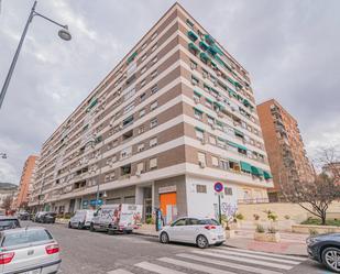 Exterior view of Flat for sale in  Granada Capital  with Air Conditioner, Heating and Parquet flooring