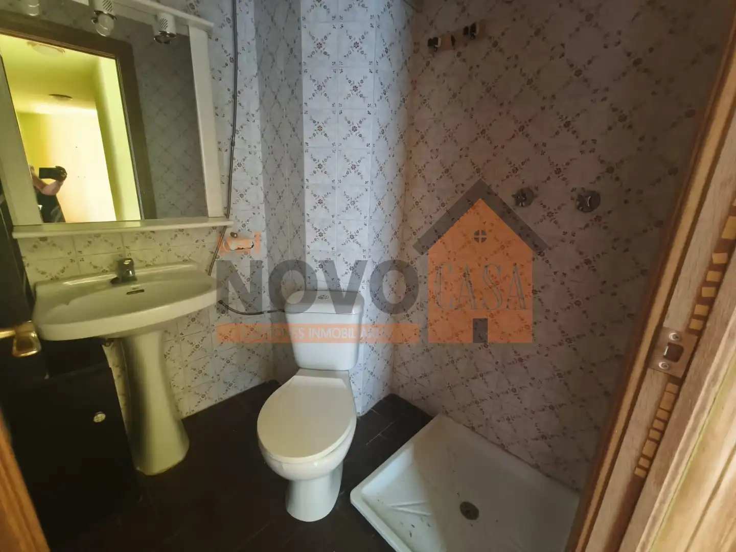 Bathroom of Flat for sale in Alcàsser