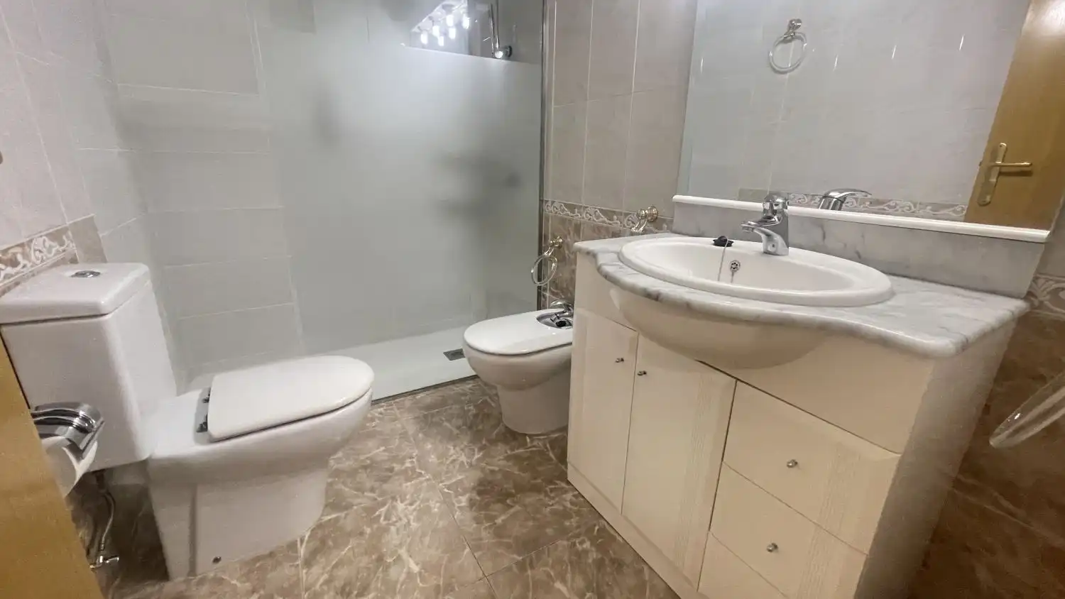 Planta baja en venta en Calle Lavoisier, La Cogullada