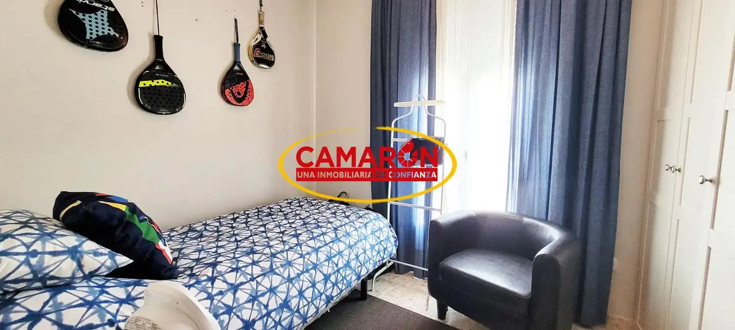 Habitación de Casa o chalet en venta en Coria del Río con Balcón