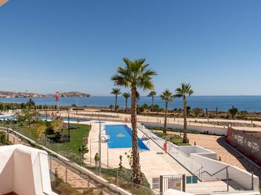 Bungalow mit Pool zum Verkauf in Avenida Europa