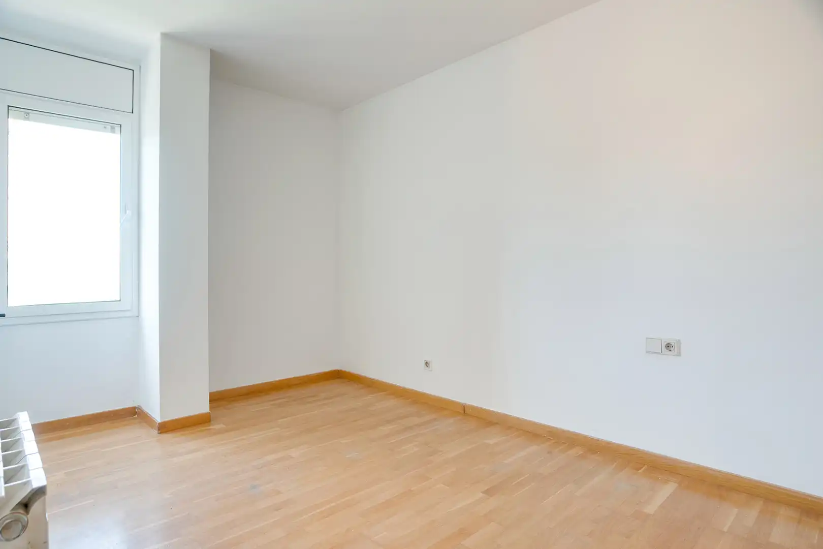 Piso en venta en Sant Adrià de Besòs con Calefacción y Balcón