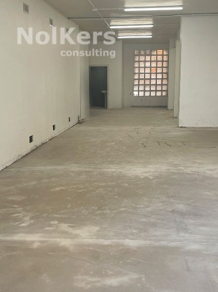 Nau industrial de lloguer en L'Hospitalet de Llobregat