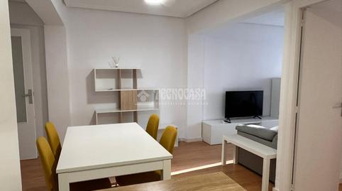 Foto 4 de Piso de alquiler en En Corts - Doctor Waksman,  Valencia Capital