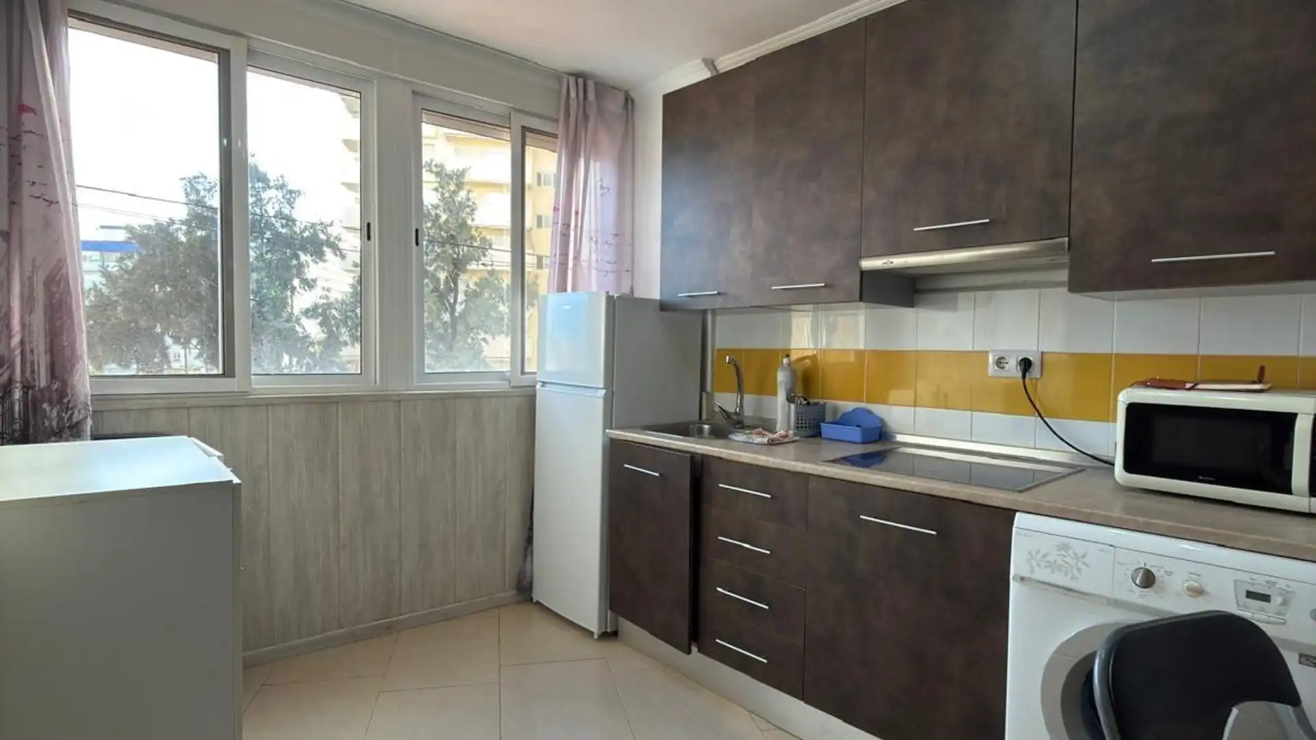 Cocina de Estudio en venta en Benalmádena con Aire acondicionado y Piscina comunitaria