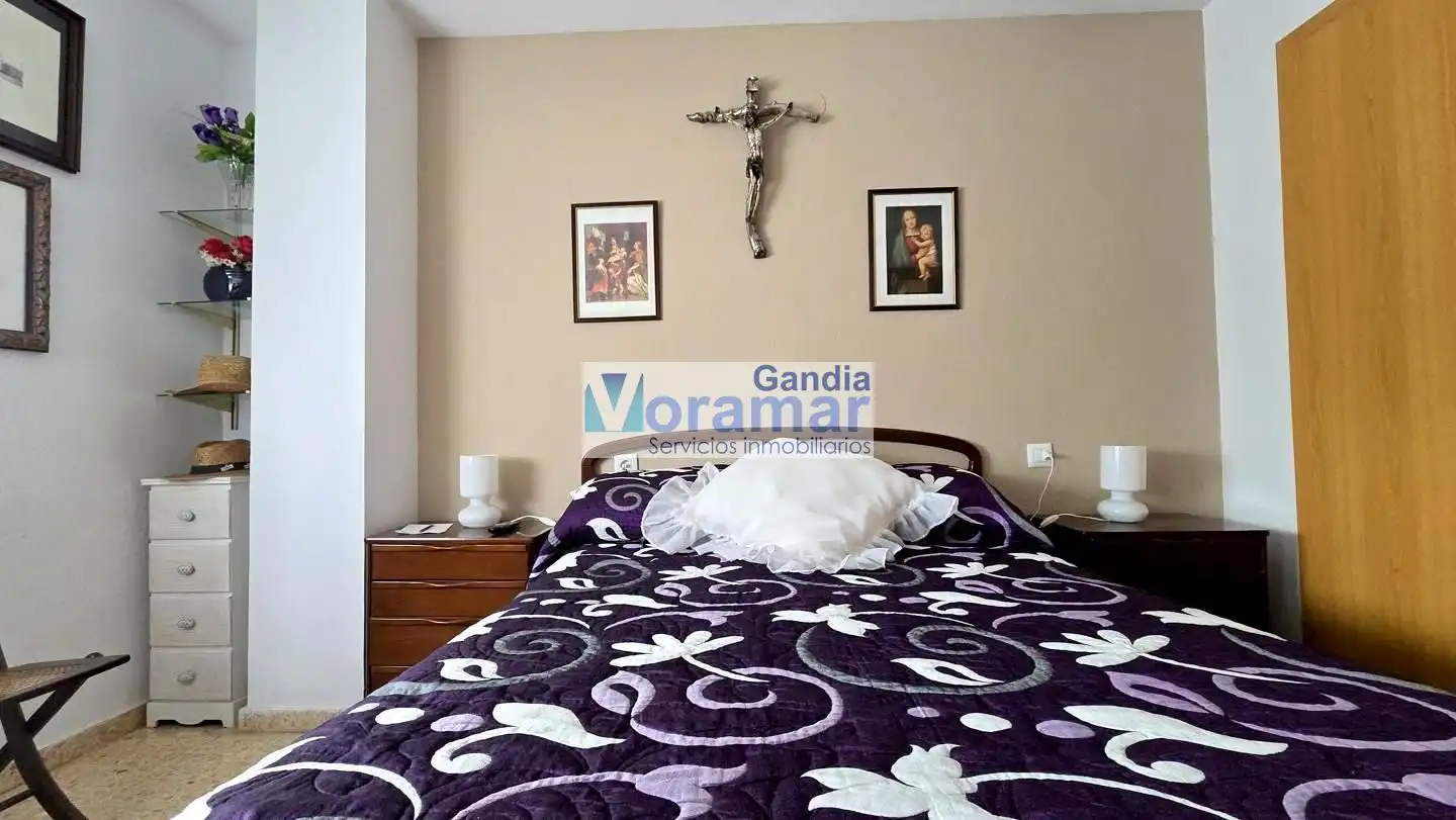 Schlafzimmer von Wohnungen zum Verkauf in Gandia mit Klimaanlage, Terrasse und Möbliert
