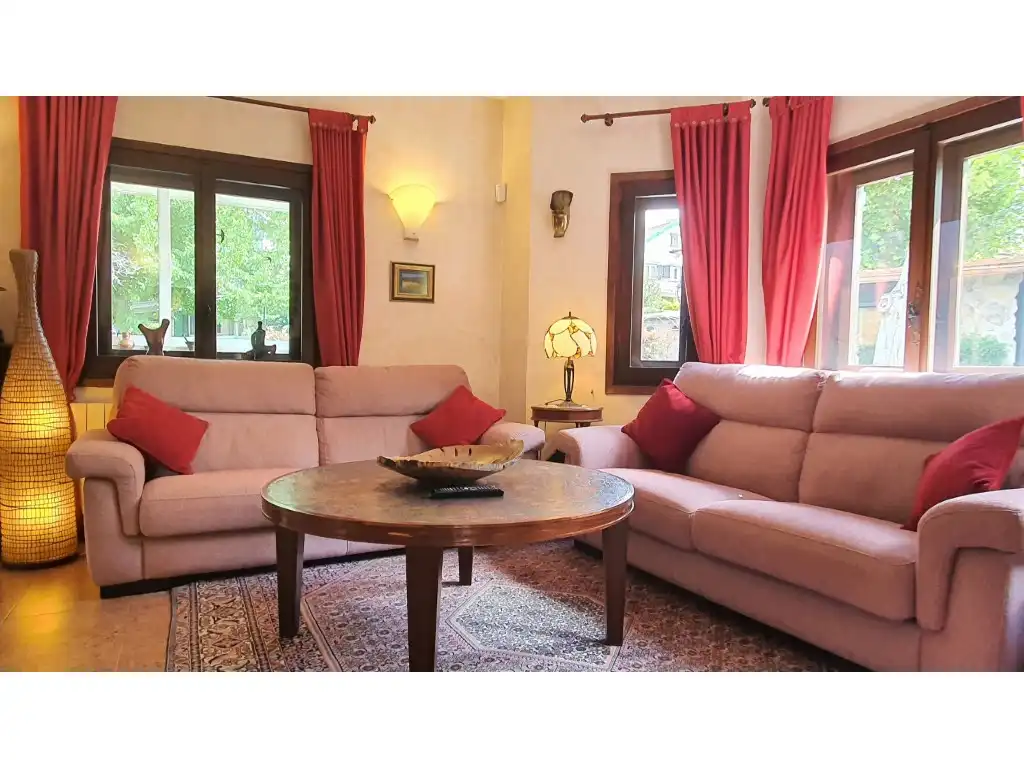 Living room of Houses for sale in Cercedilla  with Private garden, Terrace and Storage room