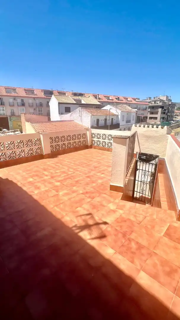 Terraza de Piso de alquiler en Cártama con Terraza, Amueblado y Horno