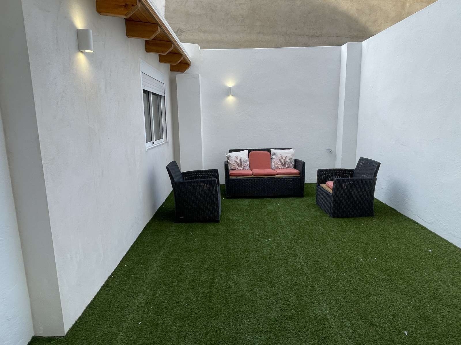 Terrassa de Apartament per a compartir en  Valencia Capital amb Aire condicionat i Terrassa
