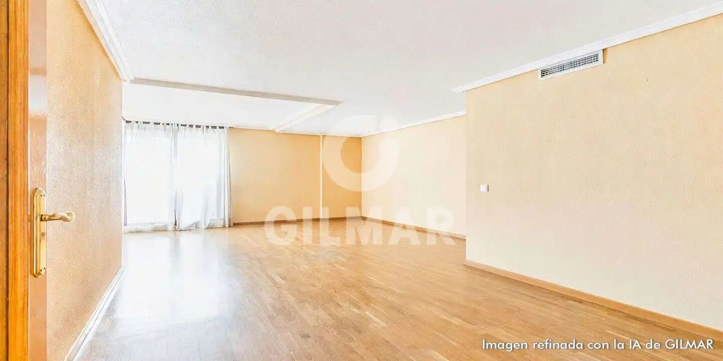 Sala d'estar de Pis en venda en Las Rozas de Madrid amb Aire condicionat, Calefacció i Terrassa