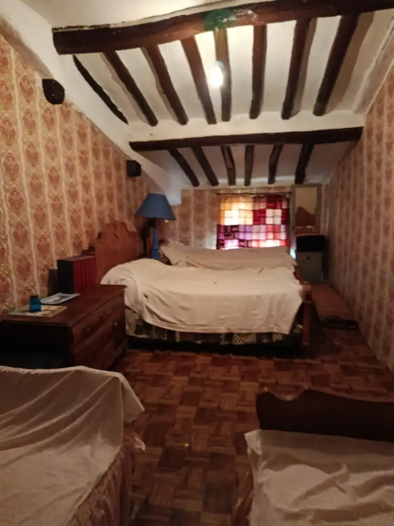 Habitación de Casa adosada en venta en Munilla con Trastero, Amueblado y Balcón