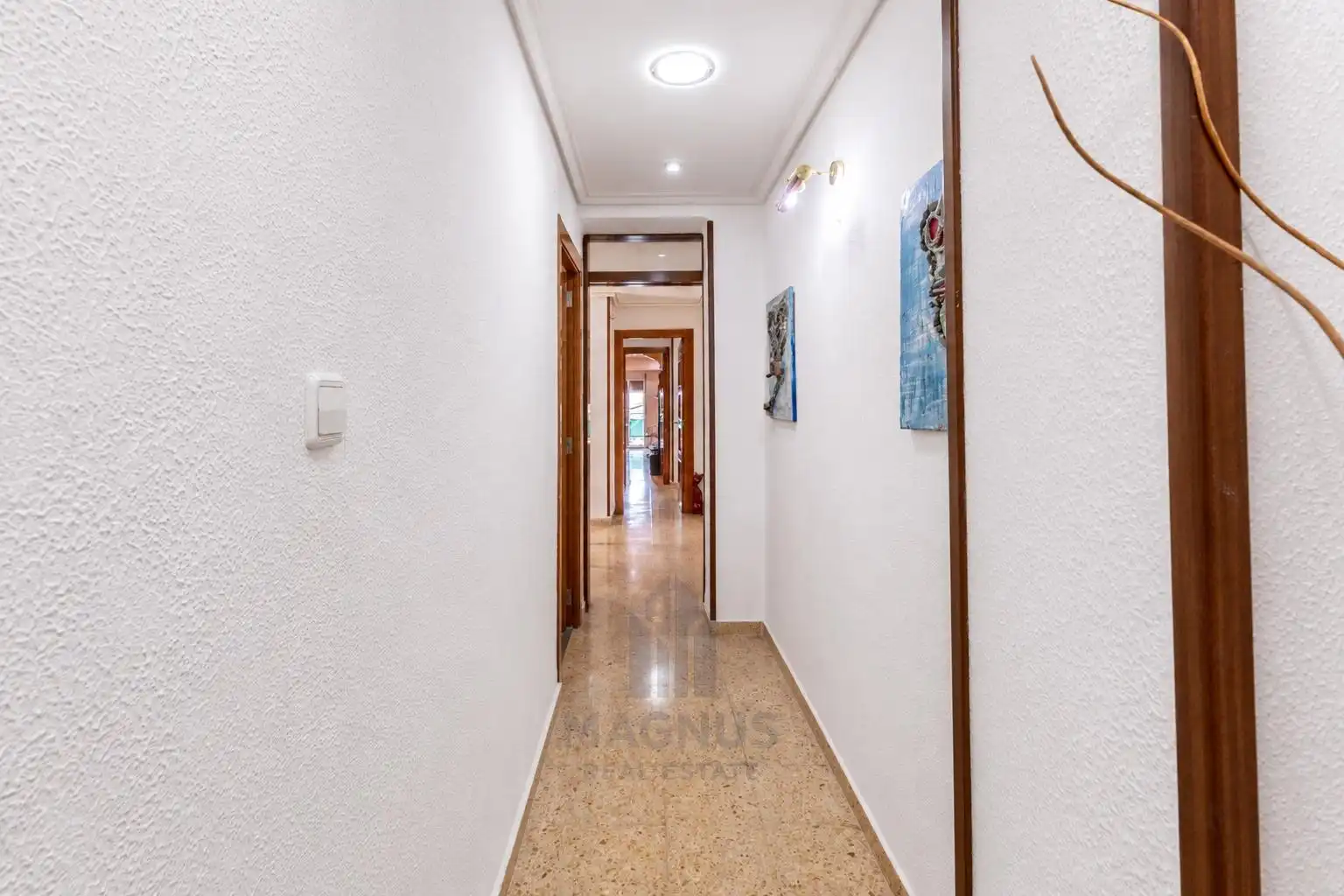 Wohnung zum Verkauf in Foios mit Klimaanlage, Abstellraum und Balkon